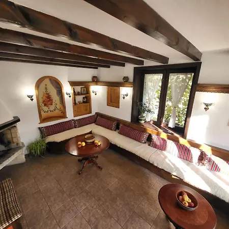 Mountain View Ecovilla Къща за гости