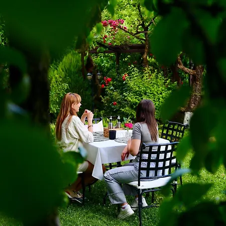 Къща за гости Mountain View Ecovilla 3*