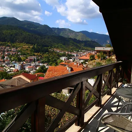 Къща за гости Mountain View Ecovilla