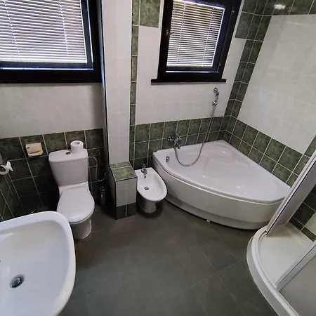 Къща за гости Mountain View Ecovilla Девин