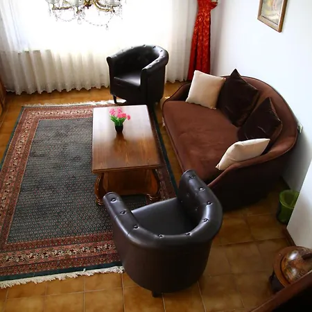 Къща за гости Mountain View Ecovilla