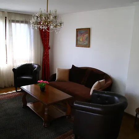 Къща за гости Mountain View Ecovilla