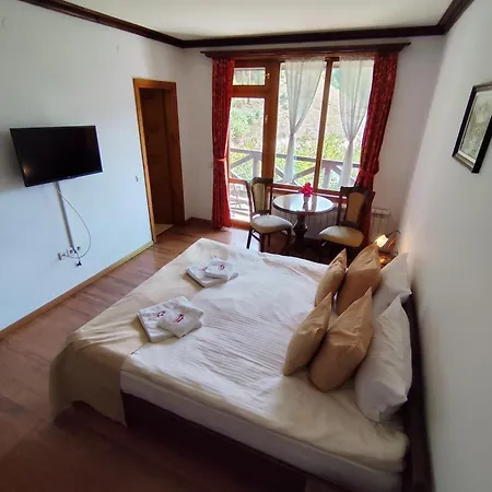 Mountain View Ecovilla