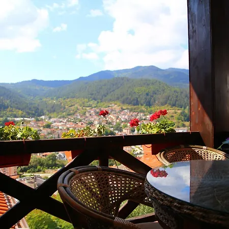 Къща за гости Mountain View Ecovilla Девин