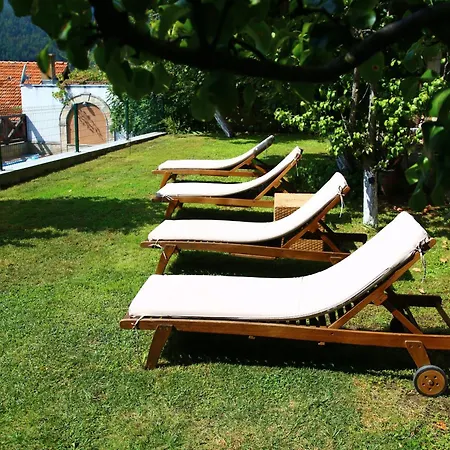 Къща за гости Mountain View Ecovilla