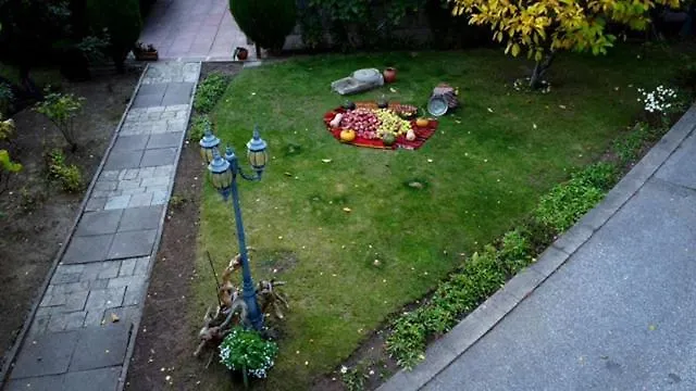 Къща за гости Mountain View Ecovilla