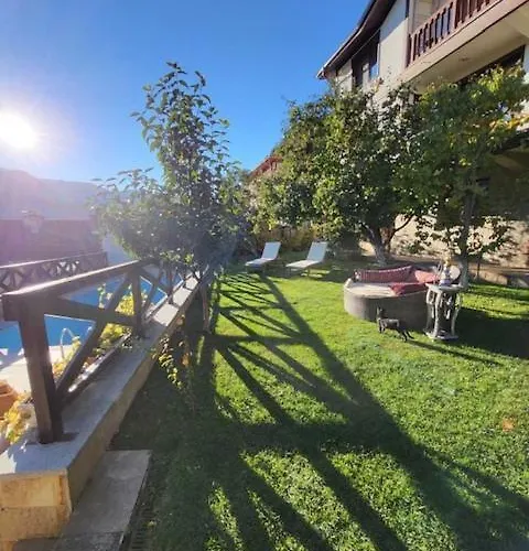 Mountain View Ecovilla