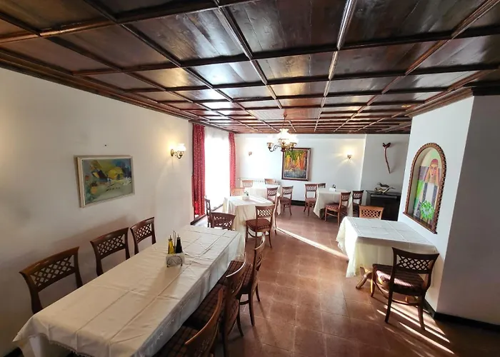 Mountain View Ecovilla