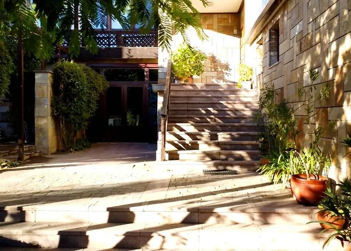 Къща за гости Mountain View Ecovilla 3*