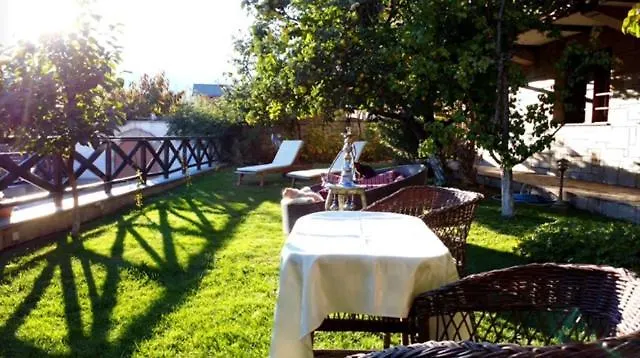 Къща за гости Mountain View Ecovilla Девин