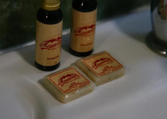 Къща за гости Mountain View Ecovilla Девин